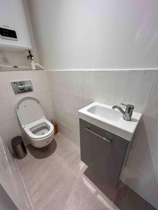 La Vie Est Belle A Montreuil Wi-Fi & Metro 9 Parking Gratuit Apartment Exterior foto